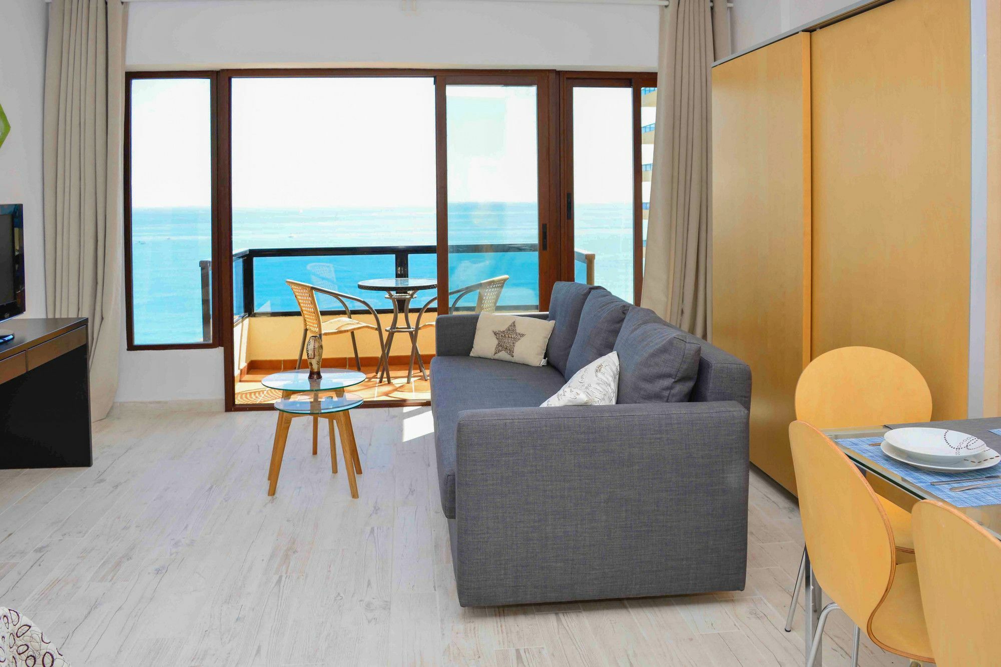 Aloha Playa Benalmadena Canovas Екстериор снимка